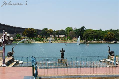 Johnson's: Mysore - The Brindavan Gardens & Palace