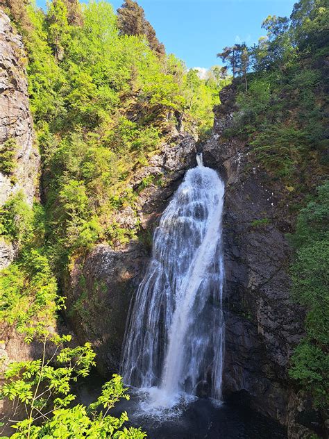 Loch Ness & The Highlands of Scotland Private Tour - Scottishtours