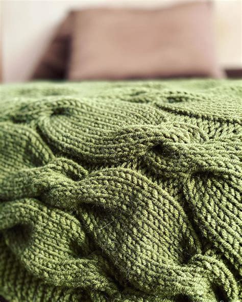 Chunky knit olive green throw blanket wool knit bedspread | Etsy