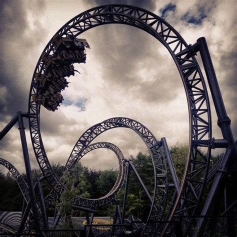 The Smiler at Alton Towers | Alton towers rides, Theme parks rides ...