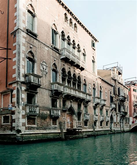 Call A Venetian Palazzo Home - DuJour