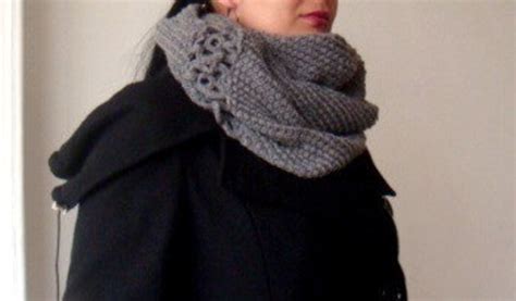 Circle Scarf Knitting Pattern With Crochet Flowers 16 - Etsy