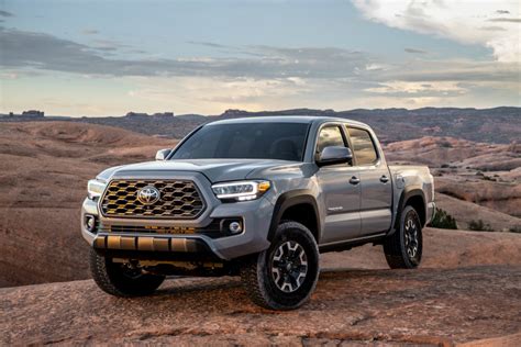 2020 Toyota Tacoma Features Slew of New Upgrades | THE SHOP