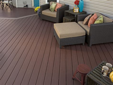 New AZEK® Deck Colors Introduced at 2016 International Builders' Show