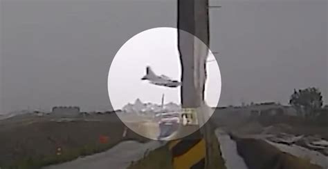 CCTV video shows moment an USAF F-16 crashes in South Korea