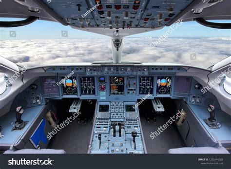 3,719 Aeroplane Cockpit Views Stock Photos, Images & Photography ...