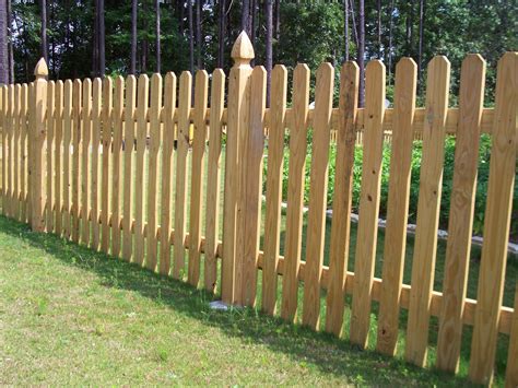 Custom wood picket fence by Mossy Oak Fence. | Wood Fence Designs ...