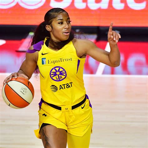 Top 10 Hottest WNBA Players 2022 - Sportsunfold