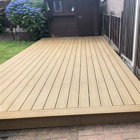 Deep Embossed Oak Composite Decking | The Outdoor Look