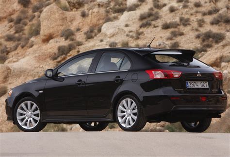 Mitsubishi Lancer Sportback - Information and photos - MOMENTcar