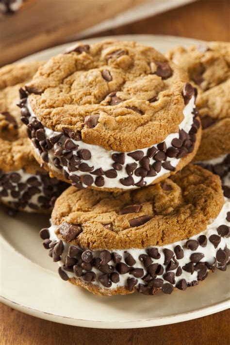 30 Best Ice Cream Sandwich Recipes For Summer - Insanely Good