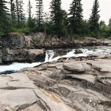 Castle Falls, Alberta, Canada : Outdoors