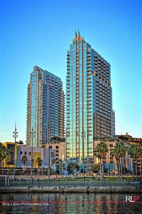 Element (left) & SkyPoint (right) | Residential Condos | Downtown Tampa ...