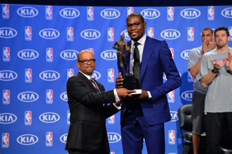 Kevin Durant’s Amazing Acceptance Speech – Sports As Told By A Girl