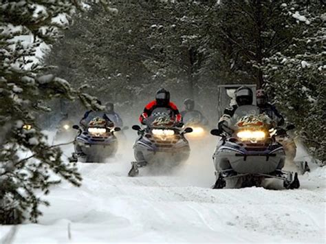 Top 5 at 7:45; Best Outdoor Winter Activities in MN