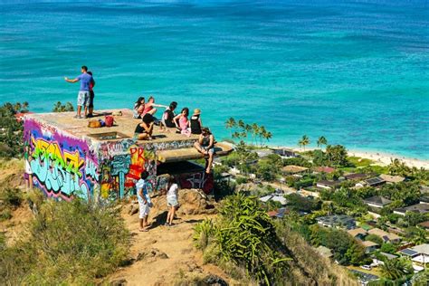 Breathtaking Views Await Atop Kailua's Lanikai Pillbox Trail - Hawaii ...