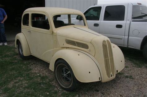 1948 Ford Anglia for sale: photos, technical specifications, description