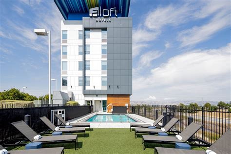 Aloft Santa Clara Pool Pictures & Reviews - Tripadvisor