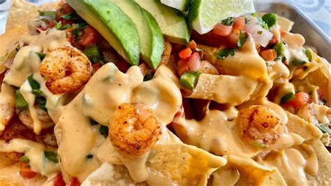 Delightful Red Lobster Shrimp Nachos Copycat Recipe - TheFoodXP