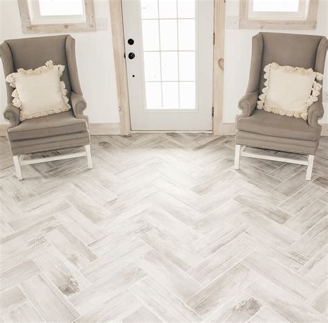 Herringbone Wood Look Tile Floor – Flooring Ideas