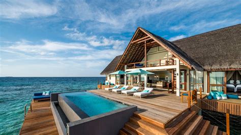 Top 5 Luxury Overwater Villas: Fiji, Maldives, Bora Bora, Cambodia ...