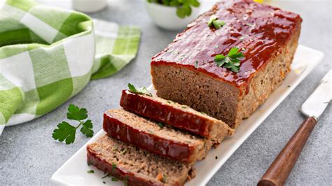 This Bread Hack Will Make Your Meatloaf So Much Better