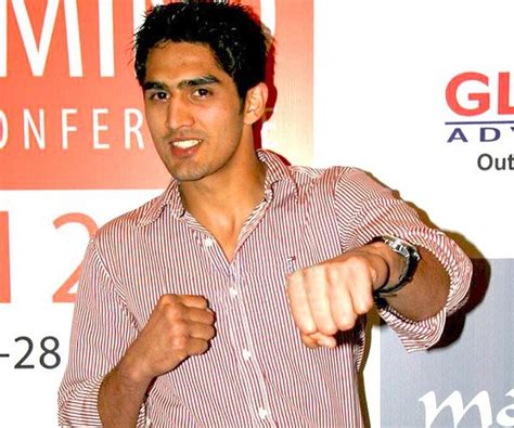 Vijender Singh Biography - Facts, Childhood, Family Life & Achievements