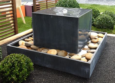 Modern Garden Fountains Water Features - Image to u