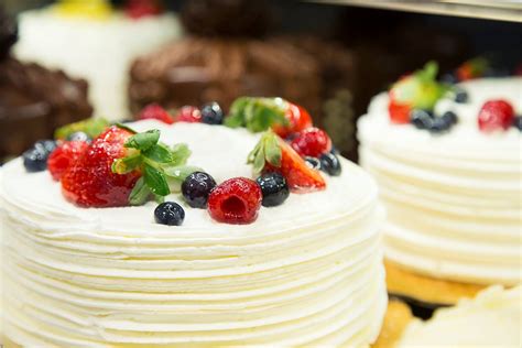 The 5 Best Grocery Store Cakes You Can Buy | Taste of Home