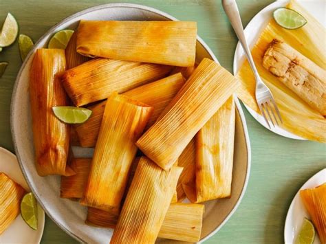 100 Christmas Dinner Recipes to Fill Your Table | Pork tamales, Food ...