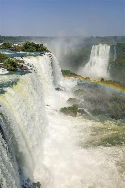 Magnificent Iguazu Falls, in Brazil Argentina Border. One of 7 Wonders ...