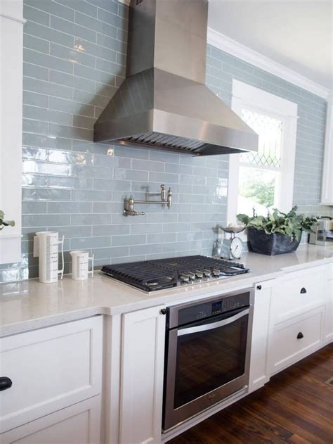 10 Subway Tile Kitchen Backsplash Ideas 2024 (the Classic) | Grey ...