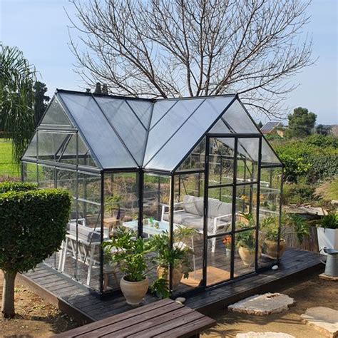 6 STEPS HOW TO BUILD A GREENHOUSE - Canopia