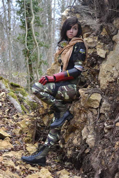 Female Big Boss Cosplay by XxXNamineXxX on DeviantArt