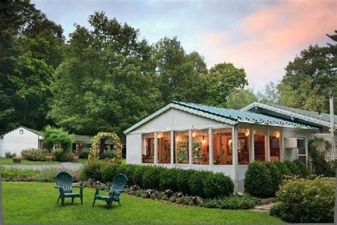 The Woodstock Inn on the Millstream - UPDATED 2018 Prices & Hotel ...