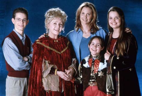 Link Tank: Fun Facts About Disney Channel's Halloweentown | Den of Geek