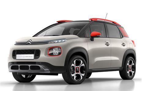 The new Citroen C3 Aircross SUV takes a bow