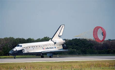 Free photo: Space Shuttle Landing - Astronaut, End, Journey - Free ...