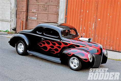 Street Shaker - 1939 Ford DeLuxe Coupe - Street Rodder Magazine