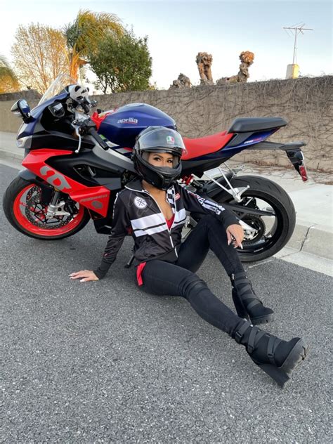 Meet the Motorcycle Stunt Woman Who Wheelies in Hollywood and ...