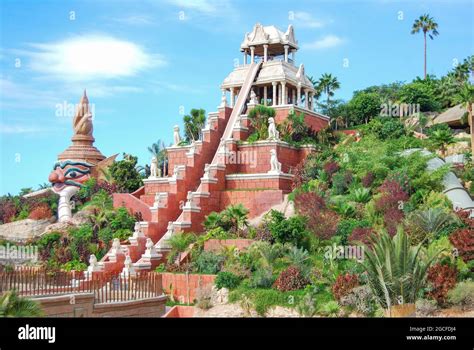 The tower of power at siam park hi-res stock photography and images - Alamy