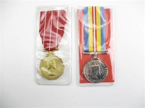 ASSORTED CANADIAN MILITARY MEDALS LOT - Switzer's Auction & Appraisal ...