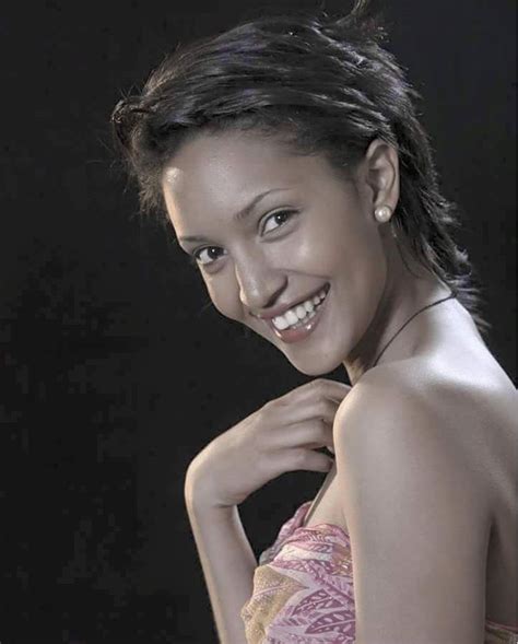 Ethiopian actress and singer Sayat Demissie – Tewnet.com