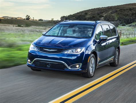 Chrysler's hybrid minivan can go 33 miles without gas - Houston Chronicle