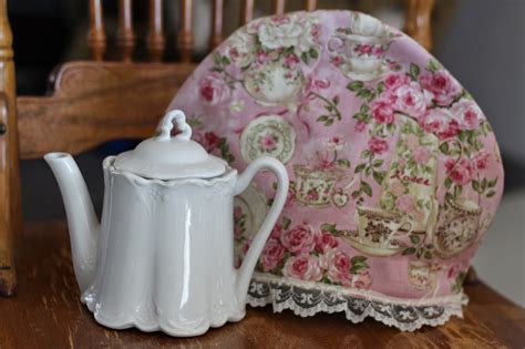 living from glory to glory: How To Make A Tea Cozy...