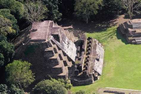 Altun Ha (Kinich Ahua) Ancient Mayan Temple - Half-Day Tour