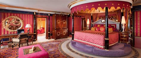 Burj Al Arab Dubai - Royal Suite | Arabisches schlafzimmer, Luxushotel ...