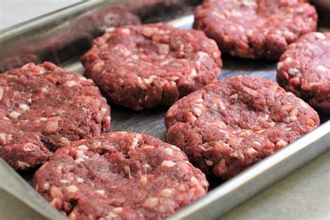 Tips for Moist and Juicy Venison Burgers | Kitchen Frau