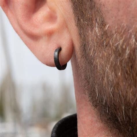 Piercing- Piercings - Ear Piercings Ideas. Men's Ear Piercings Ideas ...