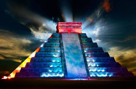 Romantic time at Chichen Itza Night Show - Valentine's Day